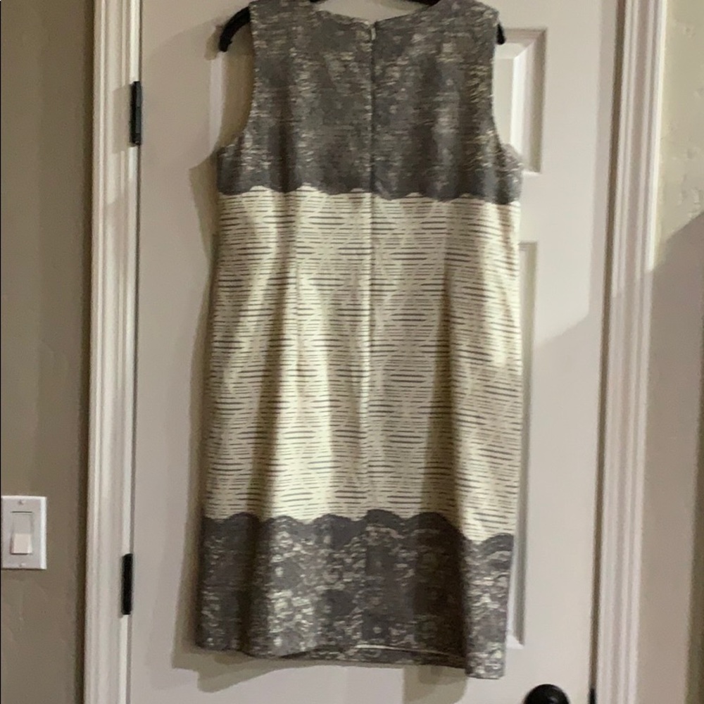 DRESS - Picture 2 of 3